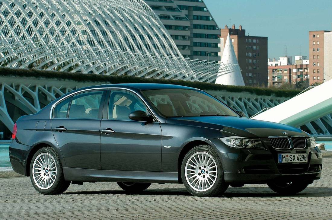 bmw-coupe-330i-front