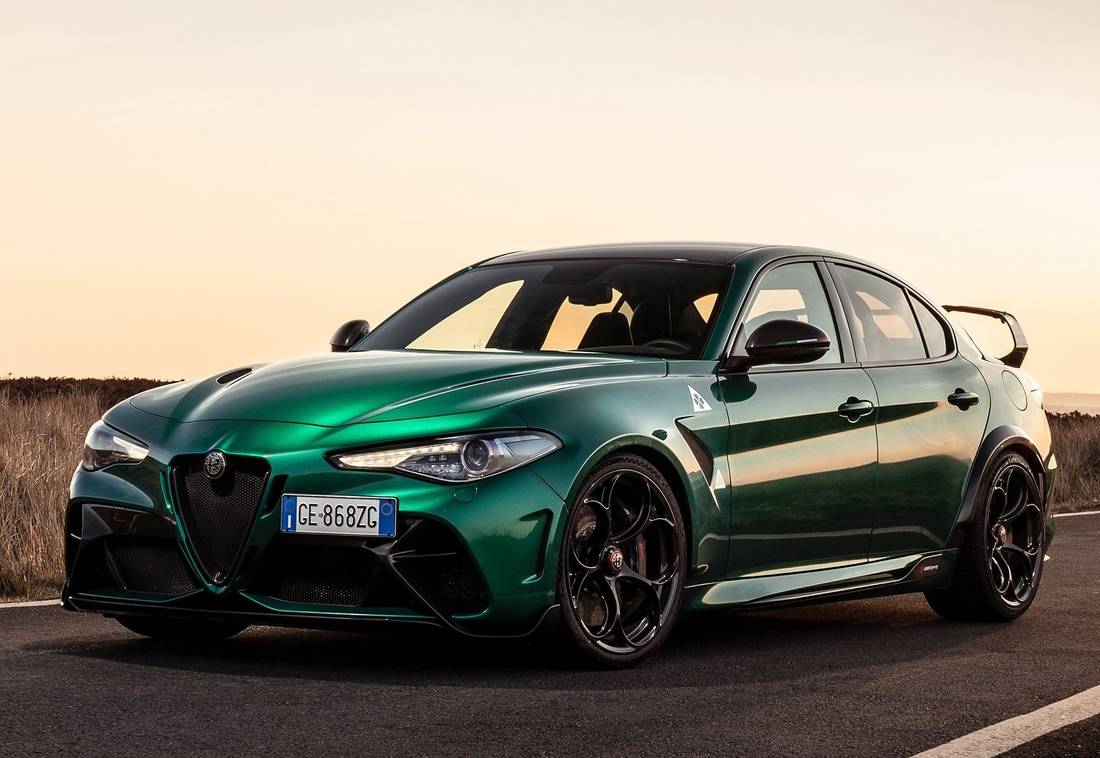 alfa-romeo-giulia-gta
