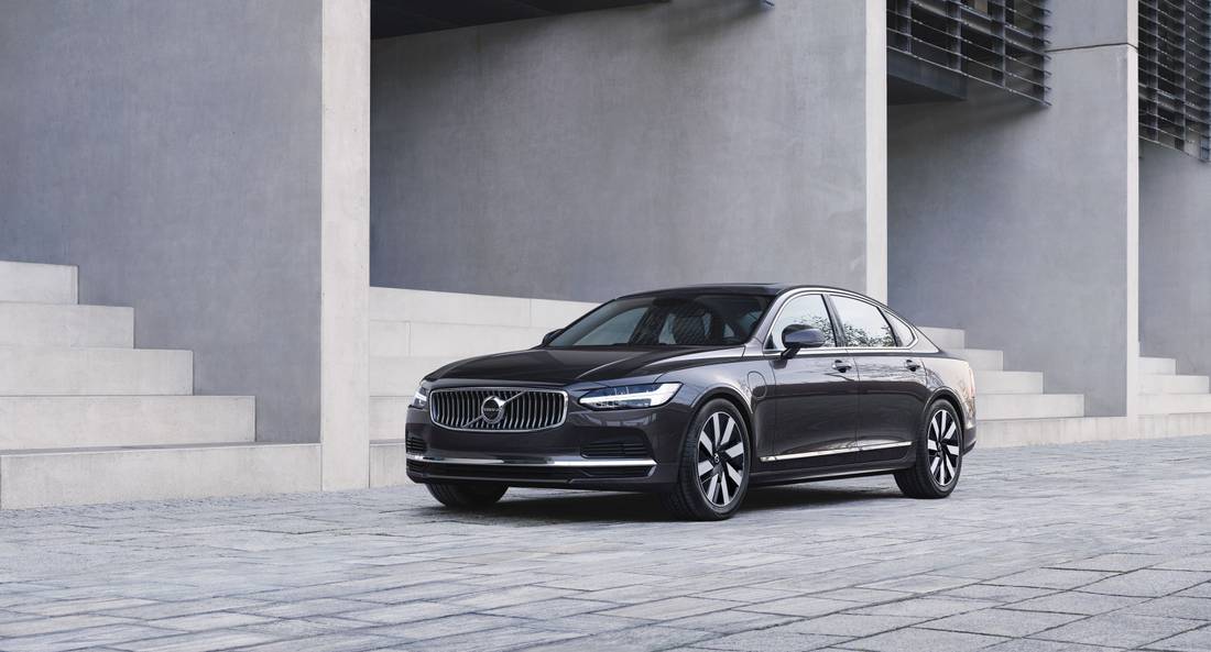 volvo-s90-front