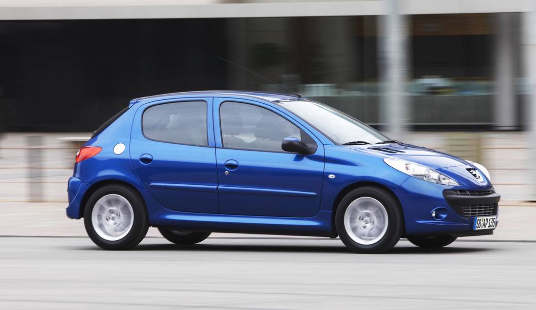 peugeot-206-side