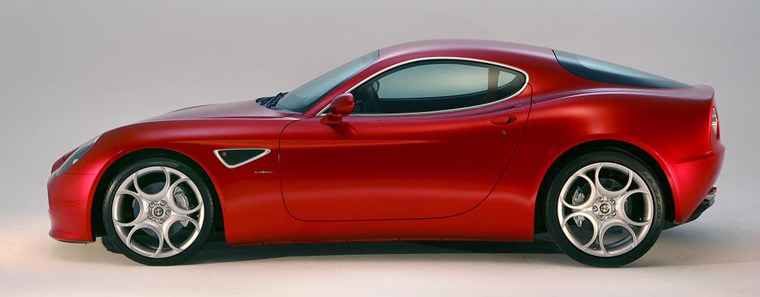 Alfa Romeo 8c Infos Preise Alternativen Autoscout24