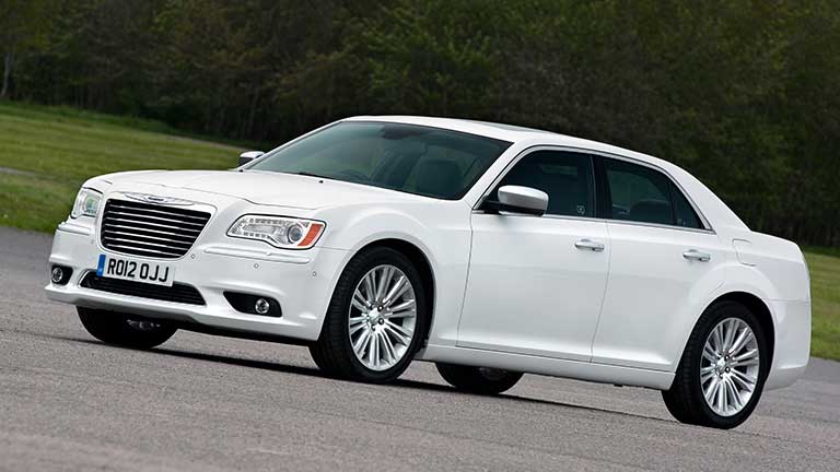 chrysler-300c-m-02.jpg