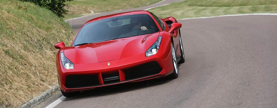 Ferrari 488 Gtb Gebrauchtwagen Kaufen Bei Autoscout24