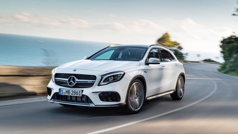 Mercedes Benz Gla 45 Amg Infos Preise Alternativen