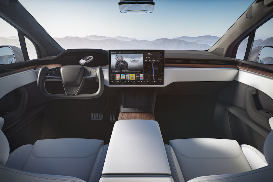 //images.ctfassets.net/uaddx06iwzdz/2FYRxMOXbhke2FUFupIt8c/4305c9379492a21cf04e2f8164592e3d/tesla-model-x-interior.jpg "Tesla Model X Interior"