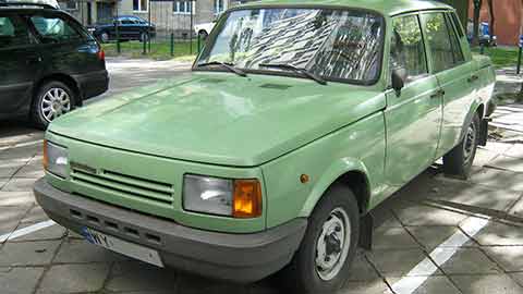 Neu Kofferraummatte für Moskwitsch Velour Moskvitch 2140 1976-1988