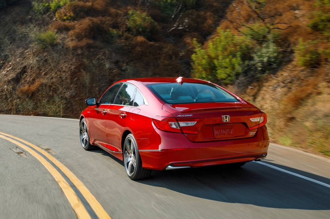honda-accord-coupe-red-back