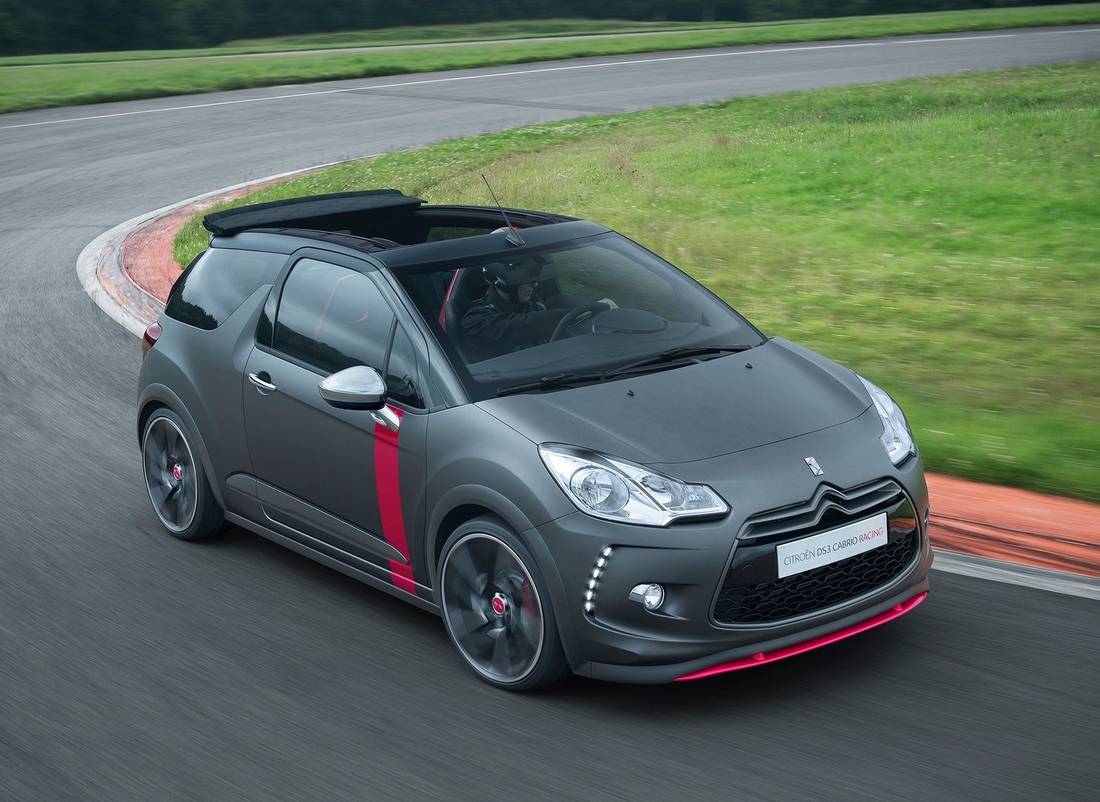 citroen-ds3-cabrio-racing-side