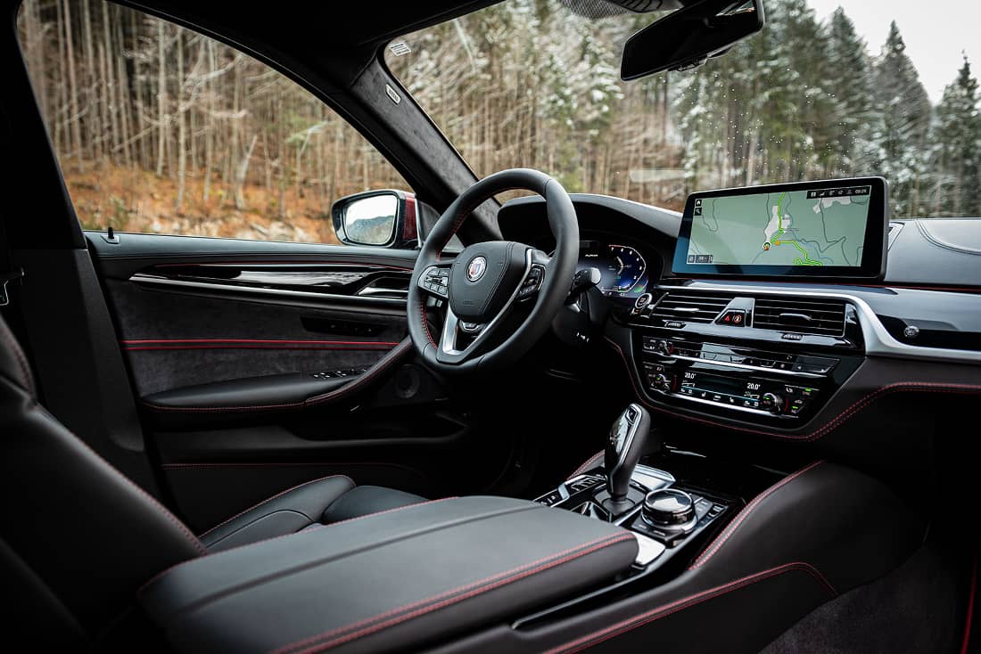 BMW Alpina B5 biturbo interior