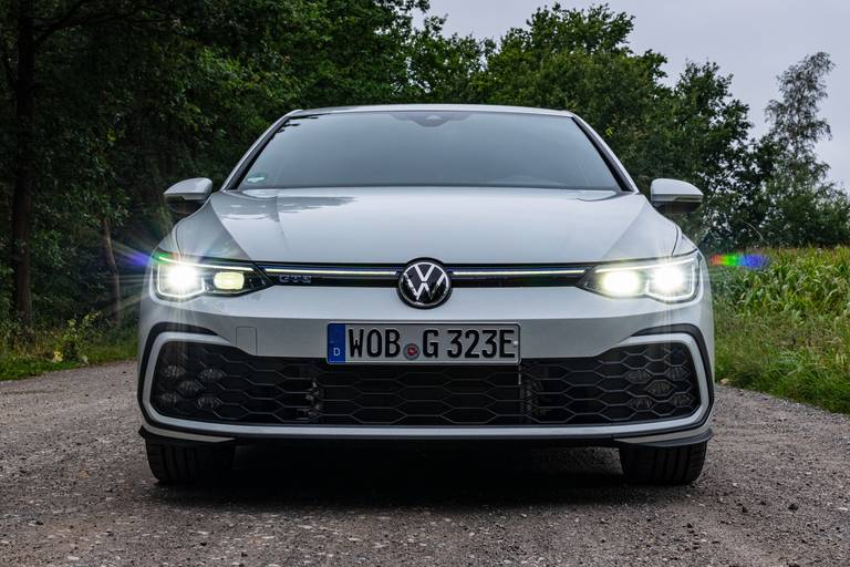 Golf-8-GTE-Front