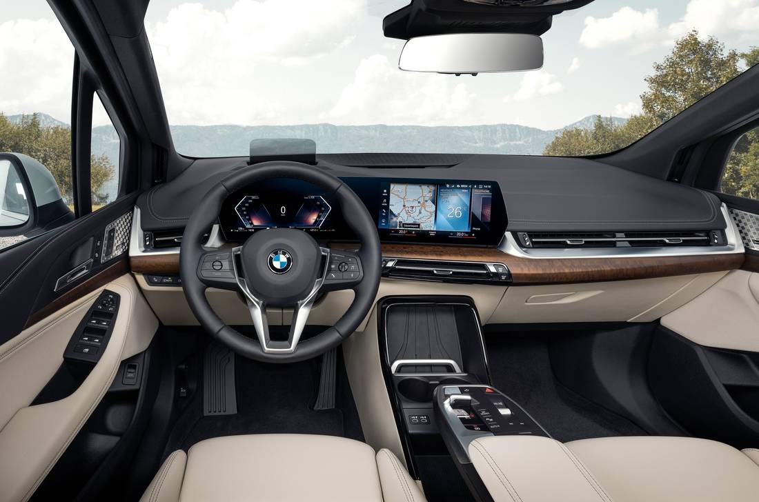 BMW-2er-Active-Tourer-Interior