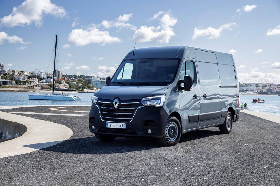 renault-master-front