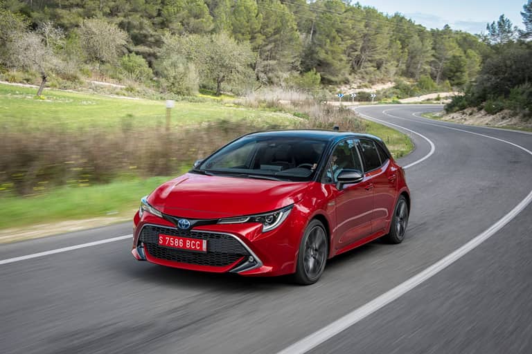 Corolla HB 2.0L Red Bitone 2019 011