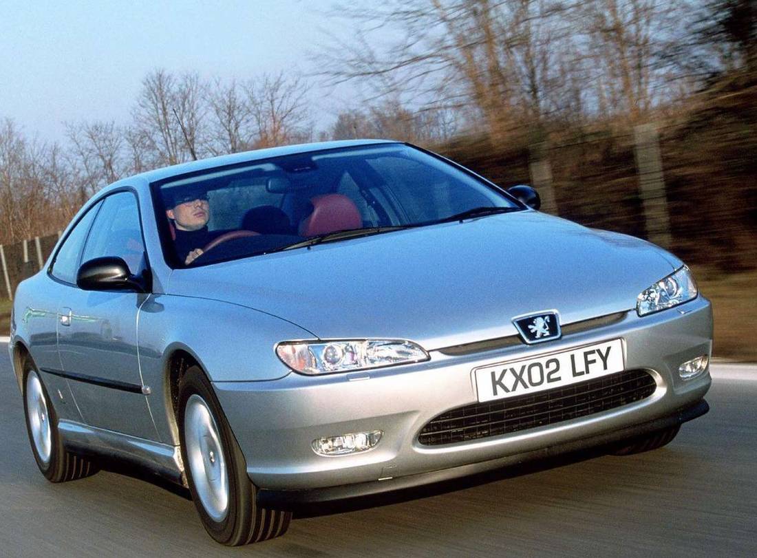 peugeot-406-coupe-front