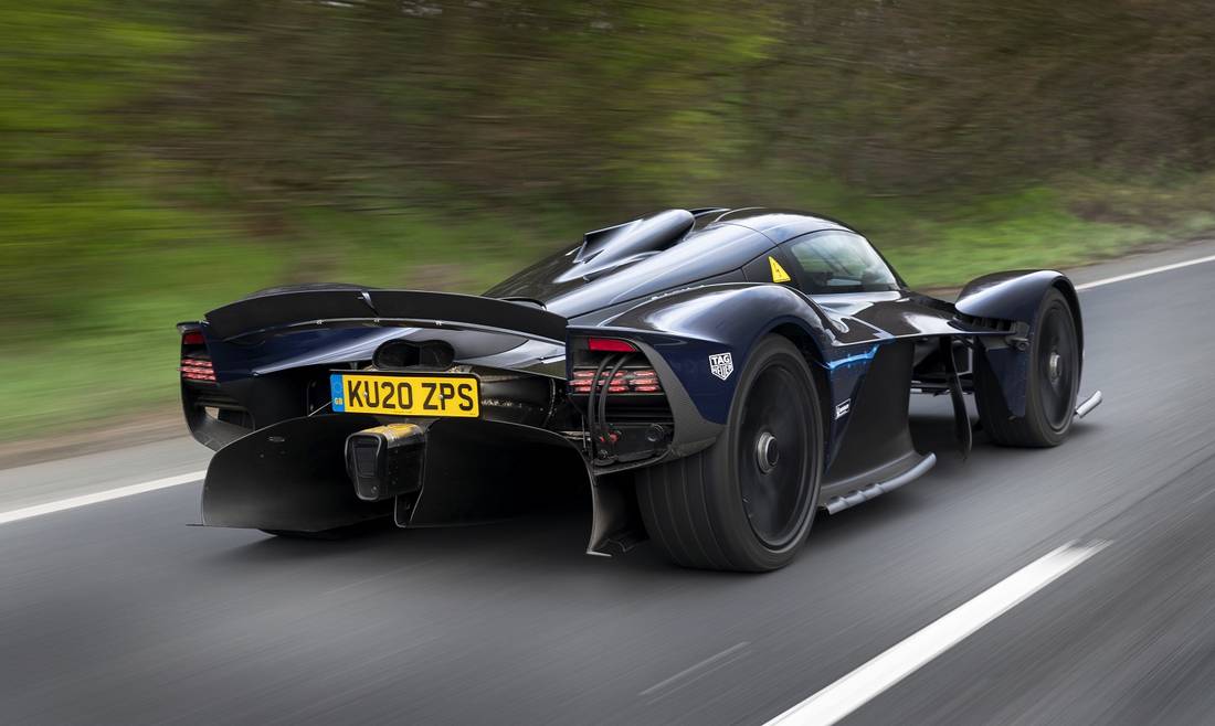 aston-martin-valkyrie-heckansicht