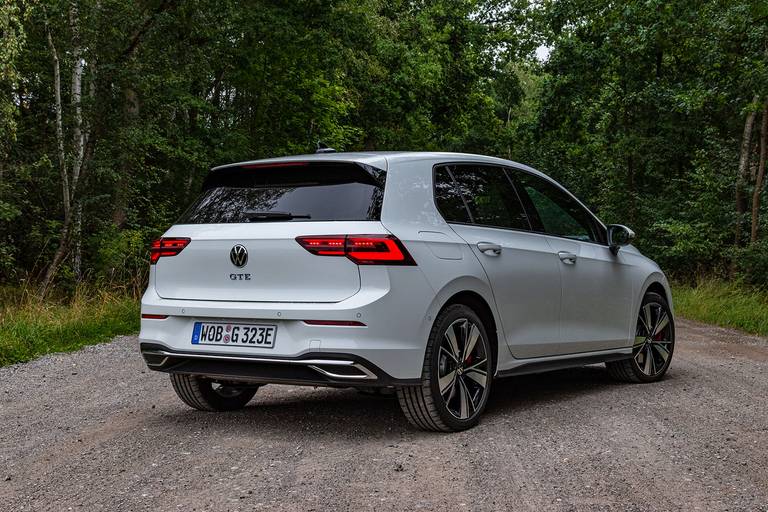 Golf-8-GTE-Rear-Side