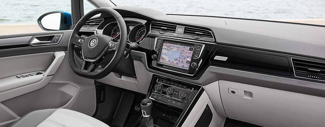 vw-touran-interieur