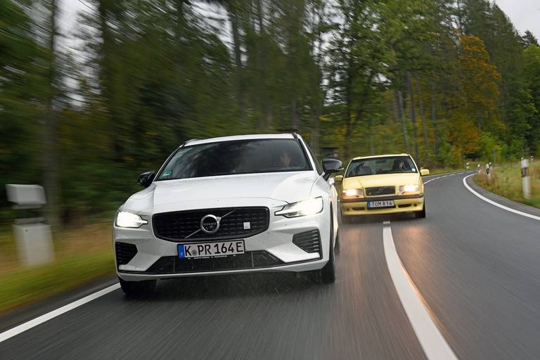 Volvo V60 Polestar 850 T5R VS