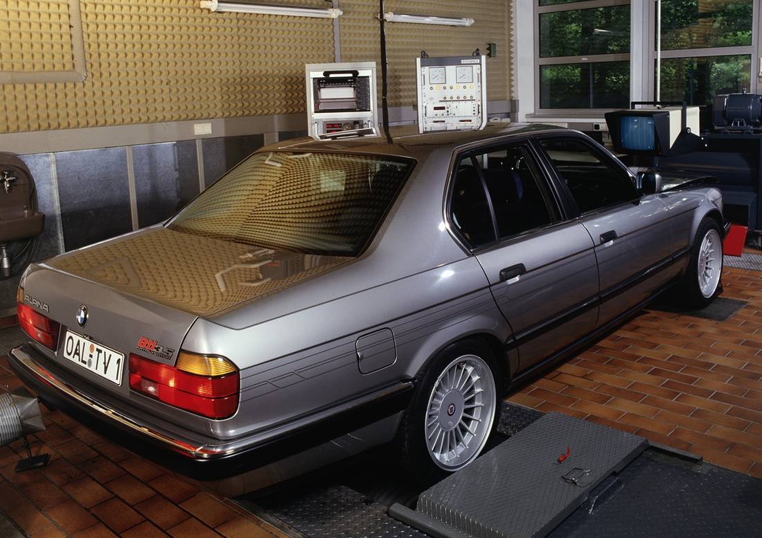 alpina-b11-back