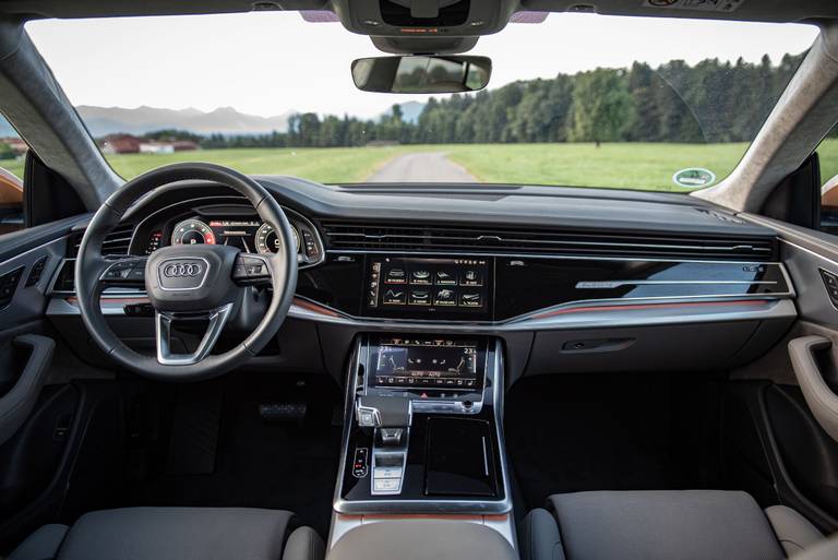 Audi-Q8-50-TDI-quattro-Interieur