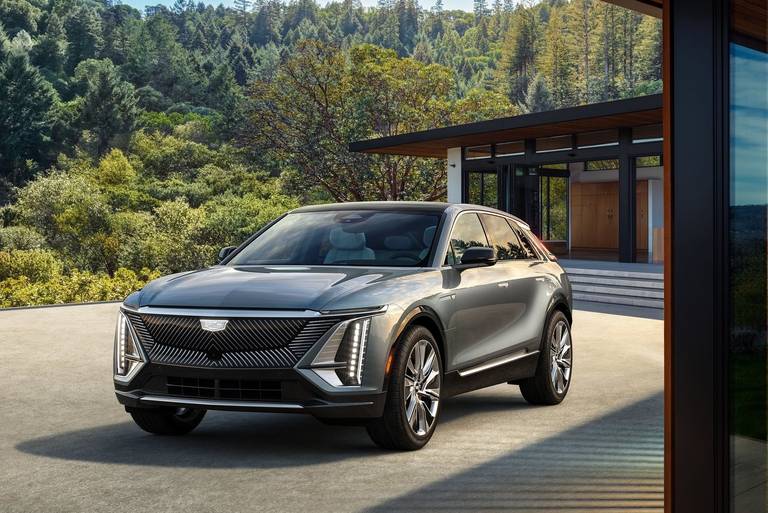 Cadillac-Lyric-2021-Front