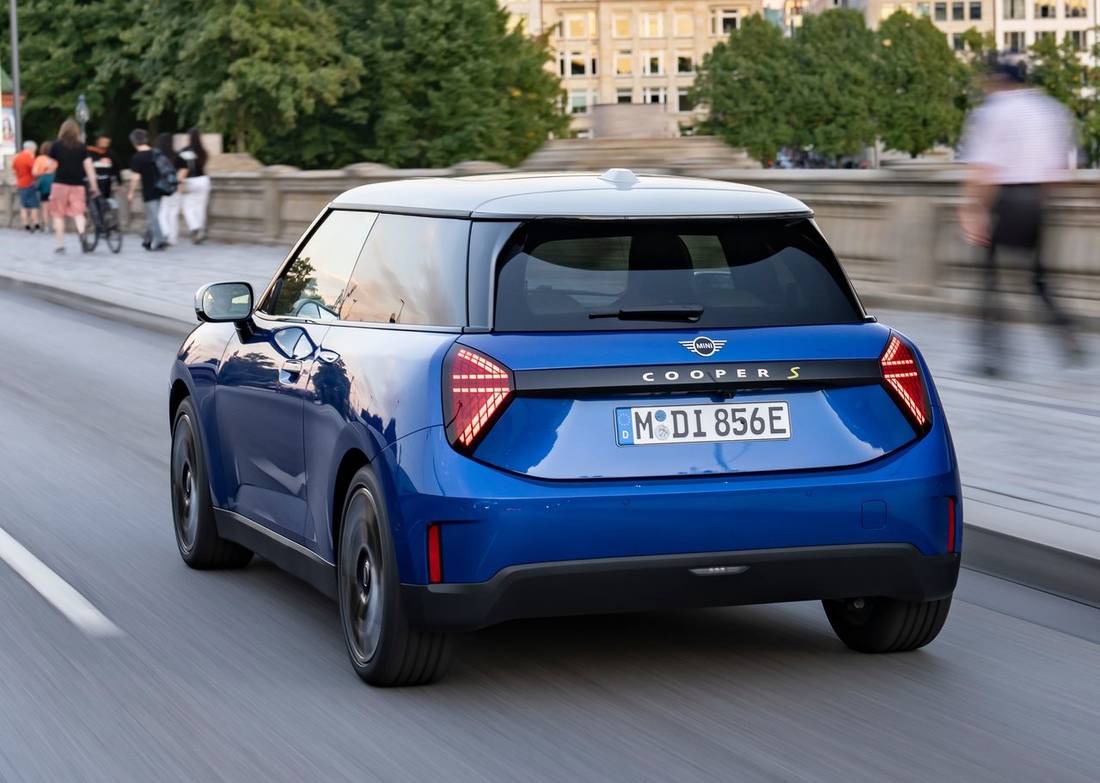 Mini-Cooper_SE (3)