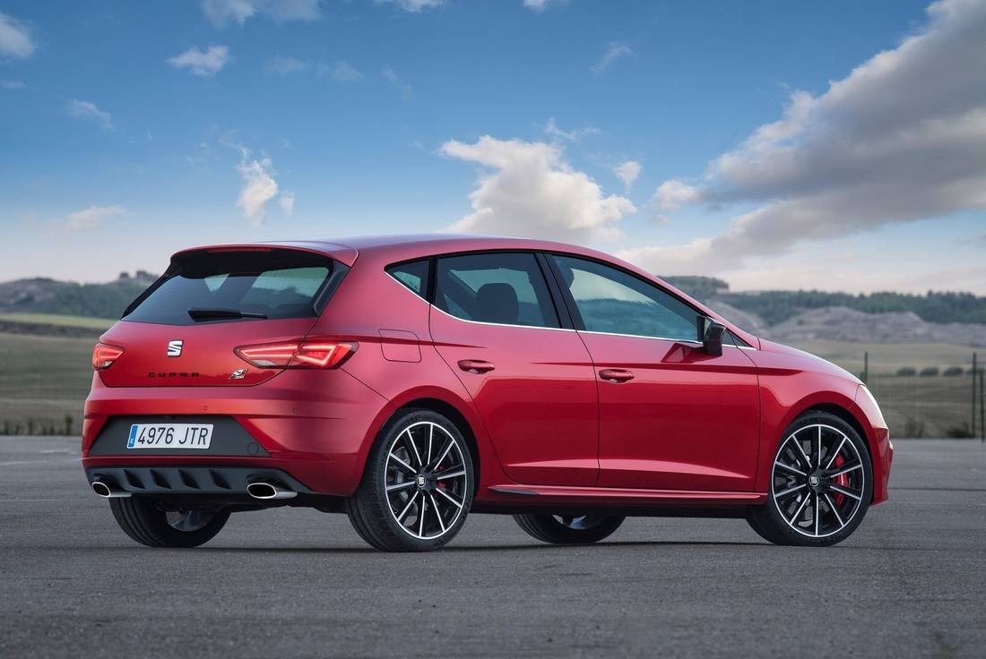 seat-leon-cupra-back