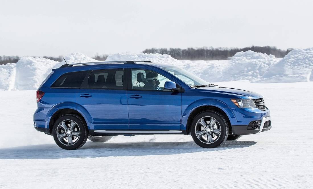 dodge-journey-side