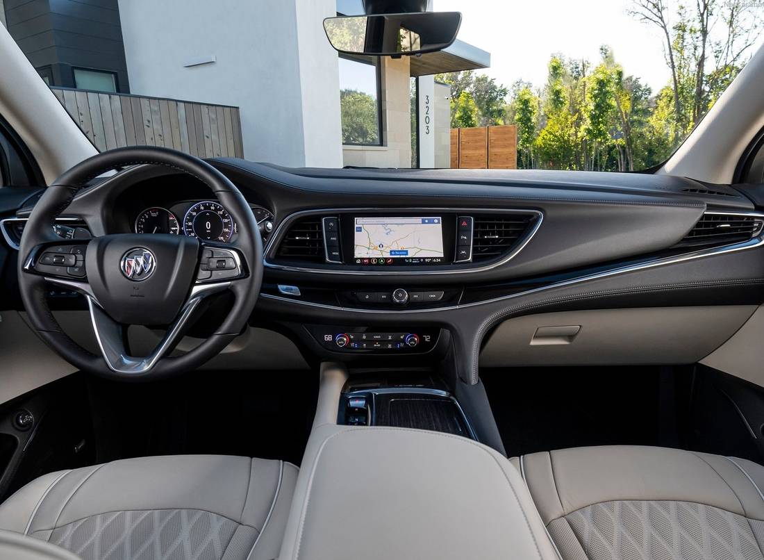 buick-enclave-interior