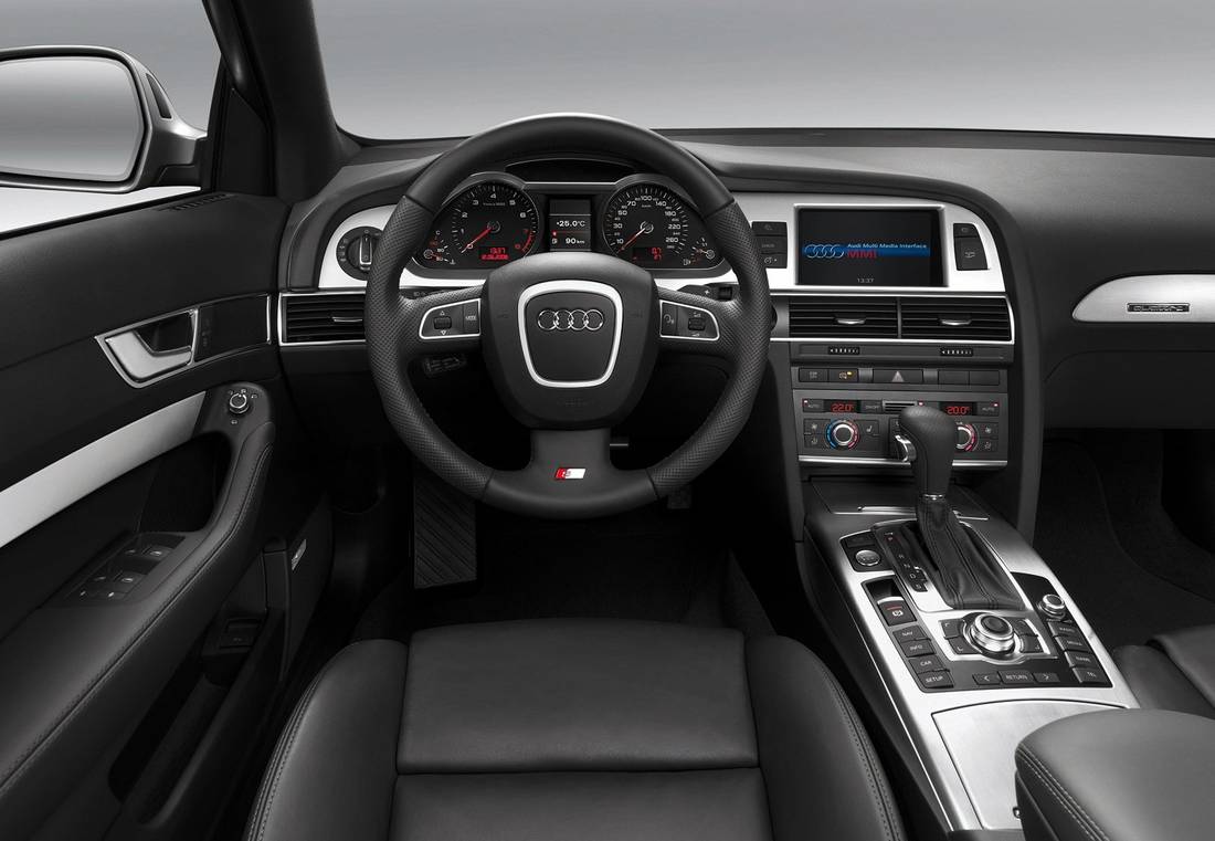 audi-a6-c6-2009-interieur