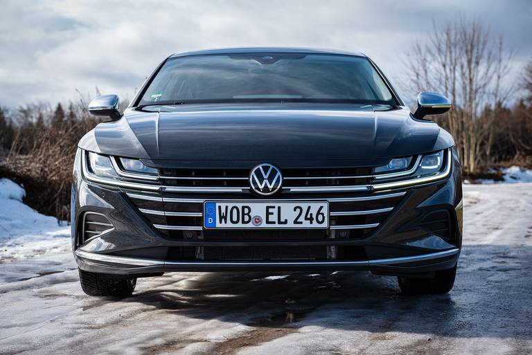 VW-Arteon-Shooting-Front