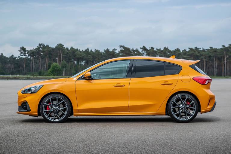 Ford-Focus-ST-Side