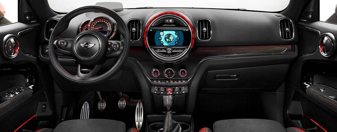 mini-john-cooper-works-countryman-l-03