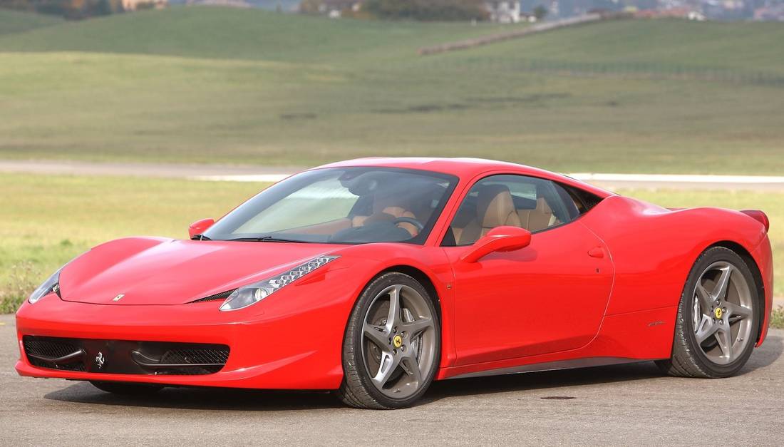 ferrari-458-italia-side