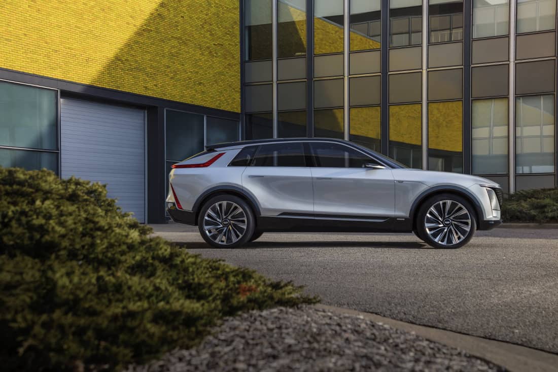cadillac-lyriq-2020-33-2
