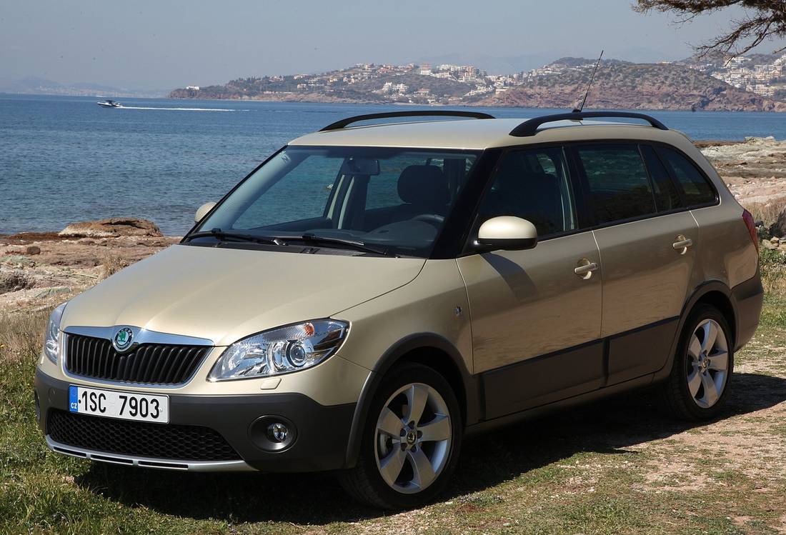 skoda-fabia-scout-front