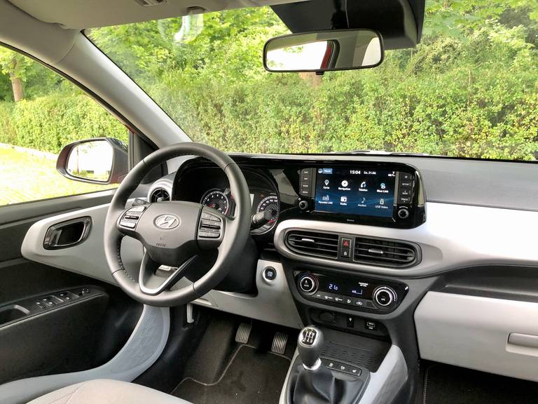 Hyundai i10 Style Int Cockpit 2