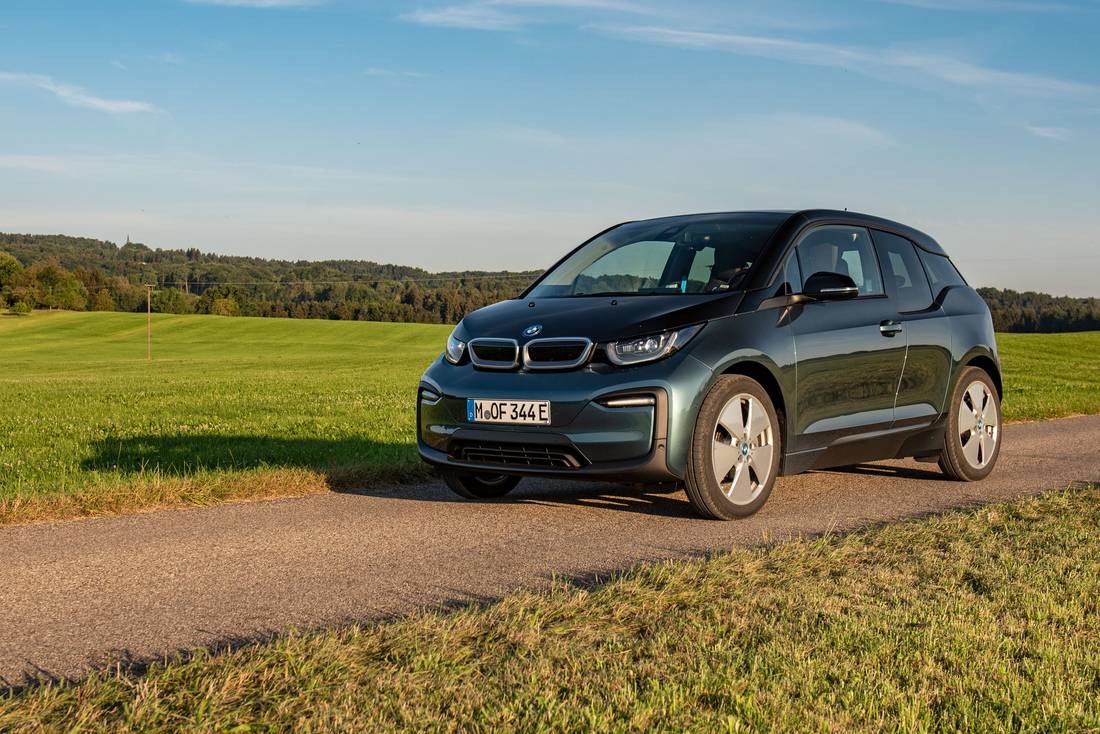 BMW-i3-120ah-2022-Hero