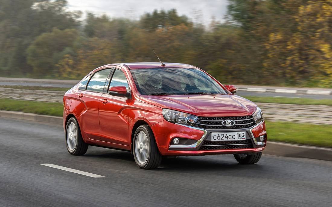 lada-vesta-sedan-front