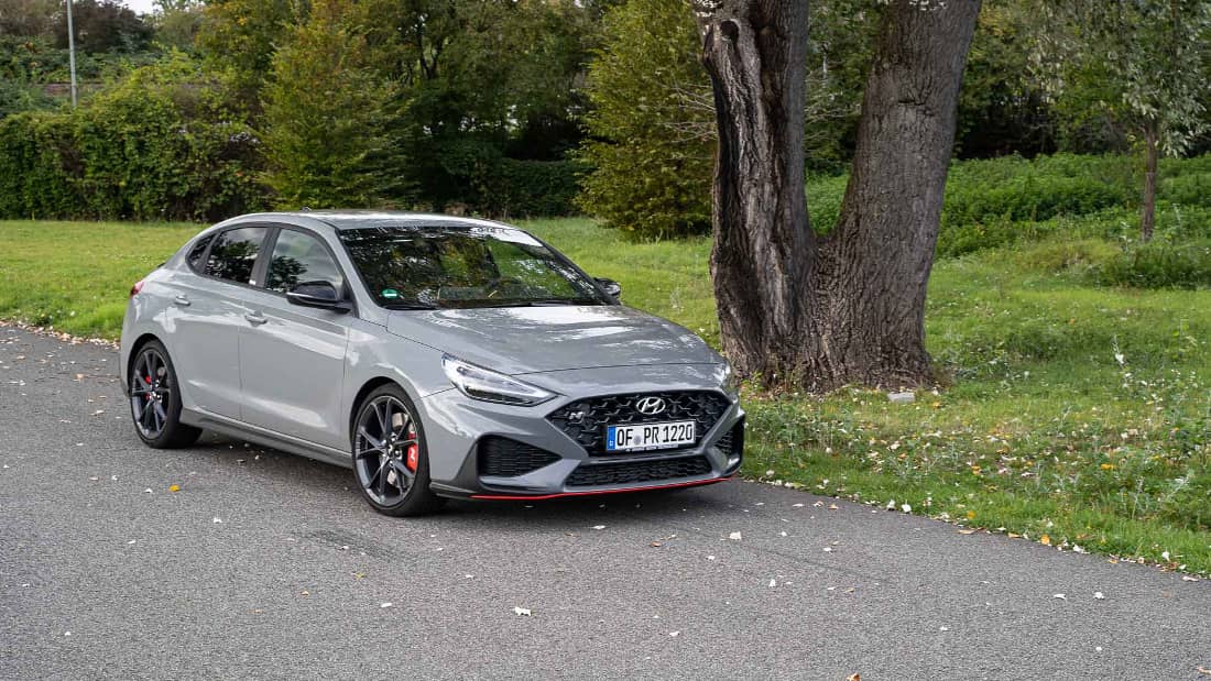 Hyundai i30 Fastback N Performance, i30N, Shadow Grey, Wenig KM in Bayern -  Bamberg, Hyundai i Reihe Gebrauchtwagen