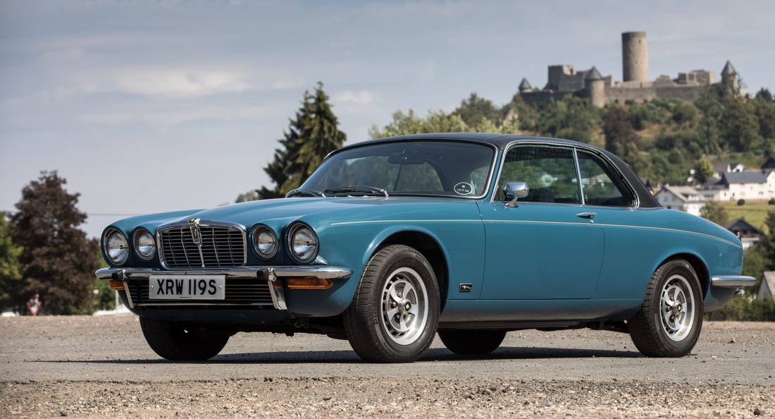 jaguar-xj12-side