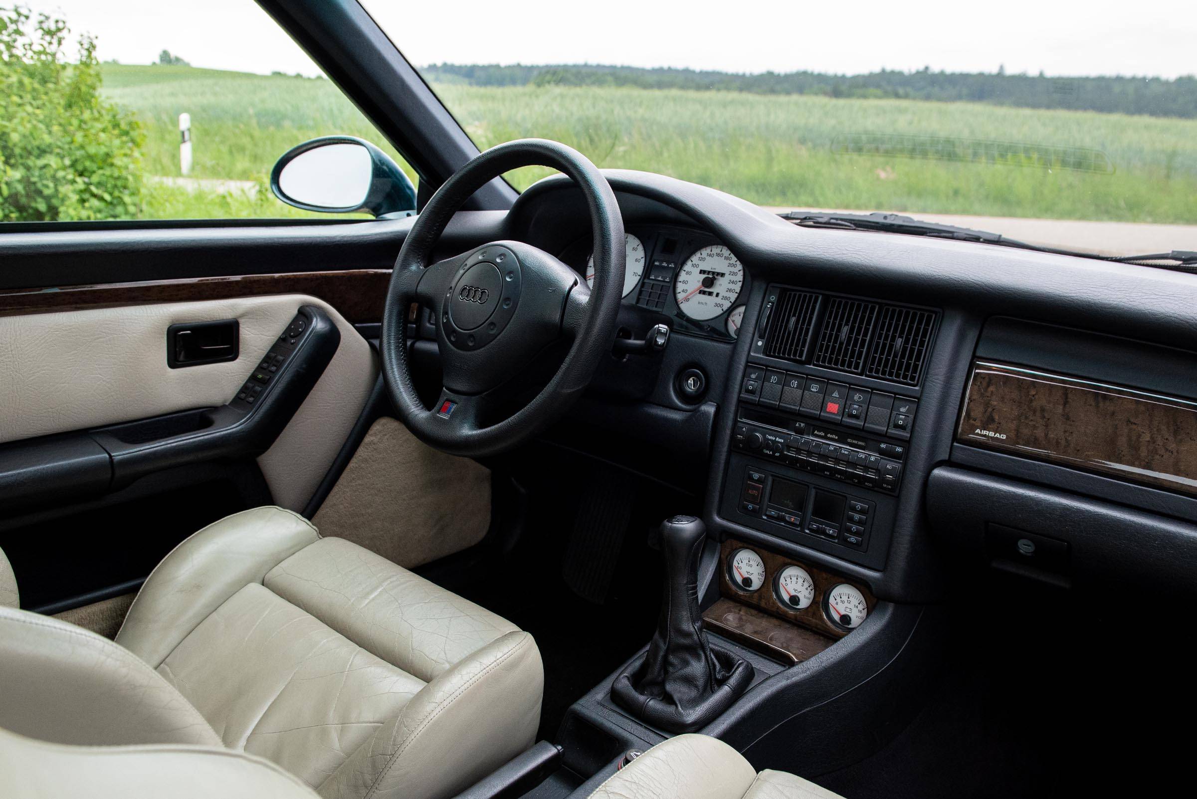 Audi RS2 - Cockpit