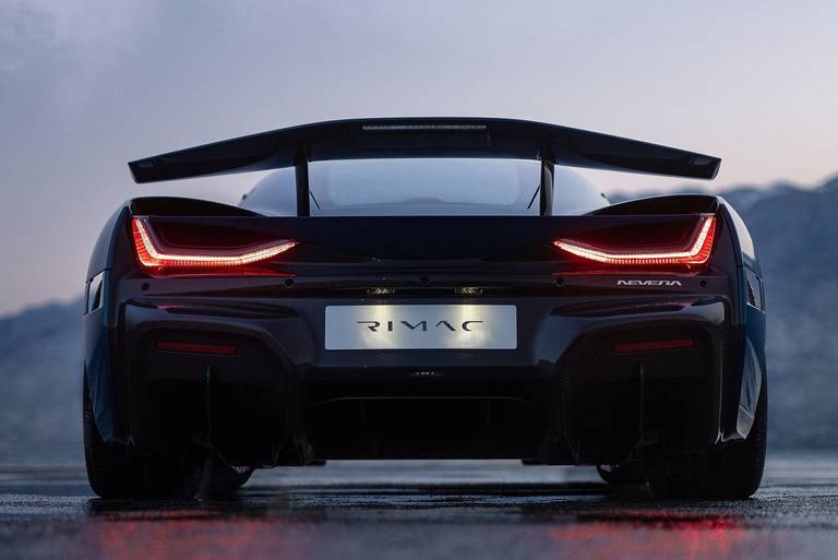 Rimac-Nevera-2022-Rear