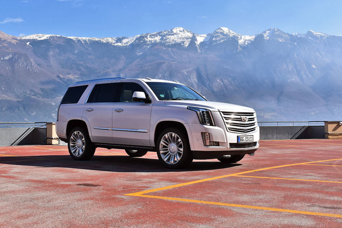 Escalade-side-front