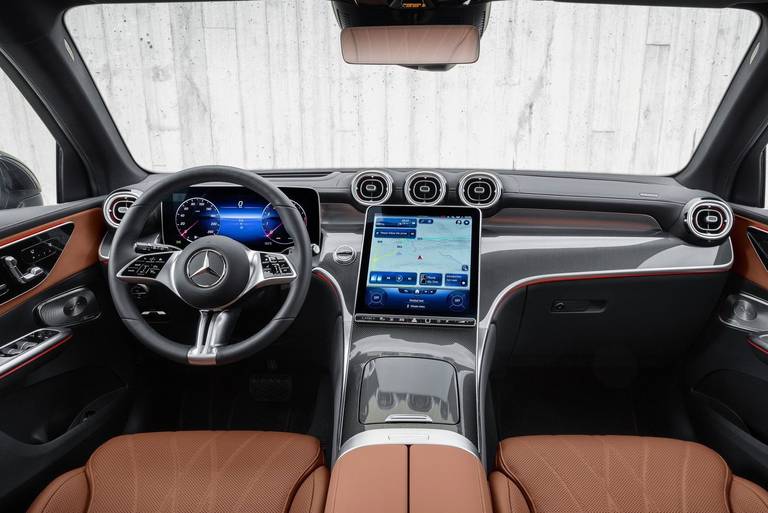 Mercedes-GLC-2023-Interieur