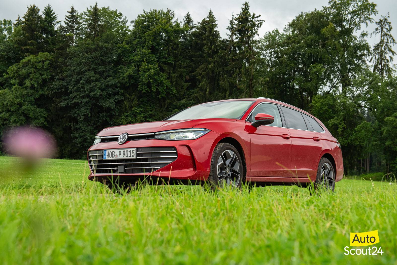 VW Passat Variant B9 - Front-Seitenansicht