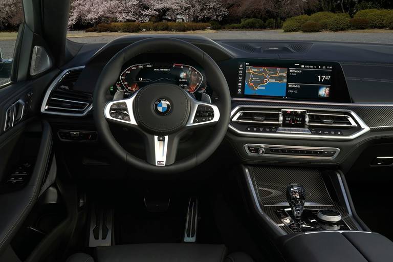 BMW-X6-2020-Interior