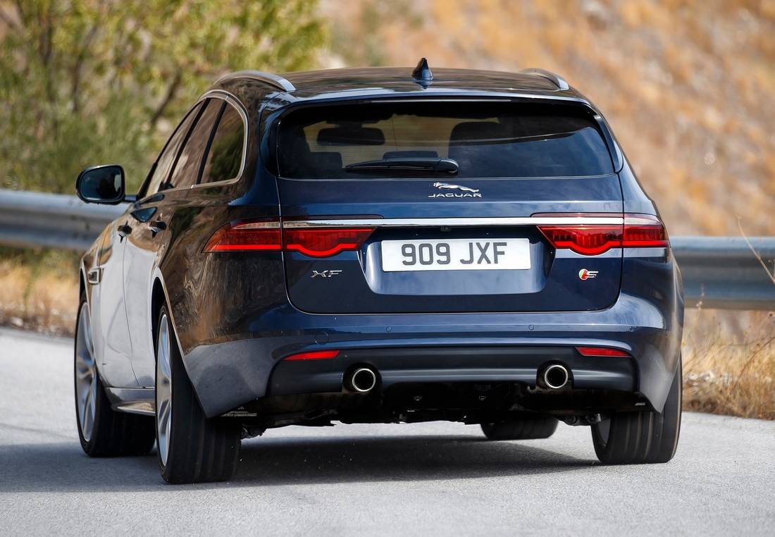 jaguar-xf-sportbrake-blue-back