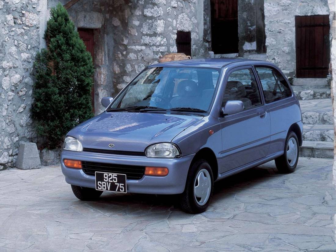 subaru-vivio-front