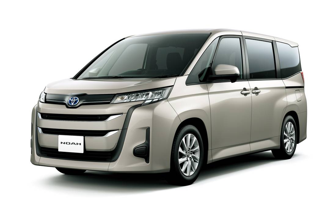 toyota-noah-front